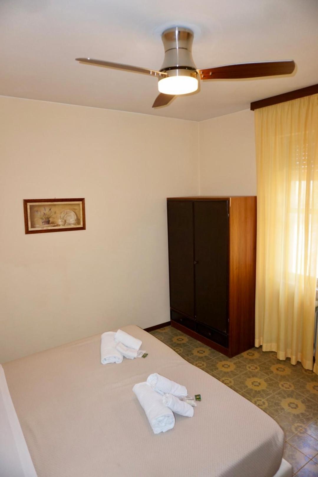 Hotel Diana Riva del Garda Esterno foto