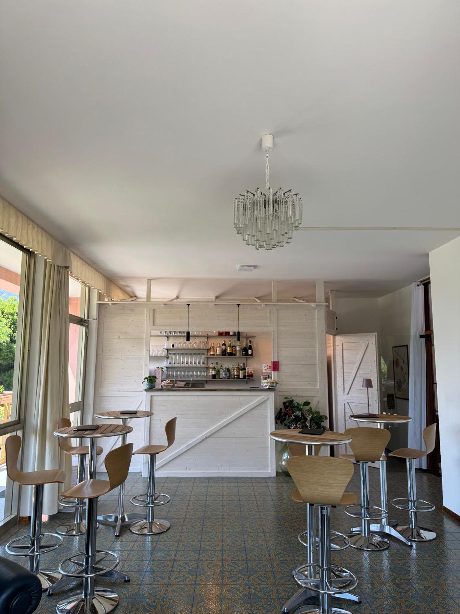 Hotel Diana Riva del Garda Esterno foto